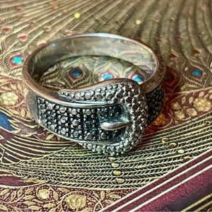 Sterling Silver Buckle Motif Ring 9